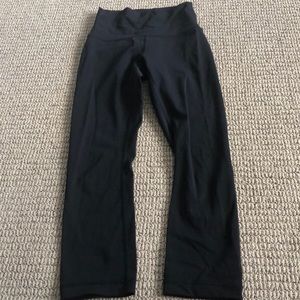 Black lululemon leggings